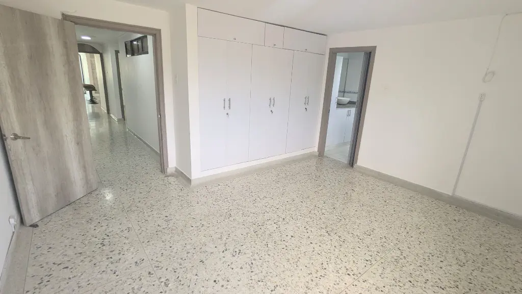 Apartamento-en-venta-altos de riomar-3-habitaciones-3-baños-160-metros-piso-2-habitacion-principal1.webp