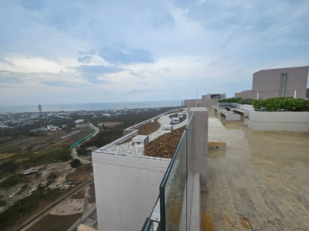 Apartamento-en-venta-puerto-colombia-2-habitaciones-3-baños-piso-cerca-al-mar-Terraza-vista-.webp
