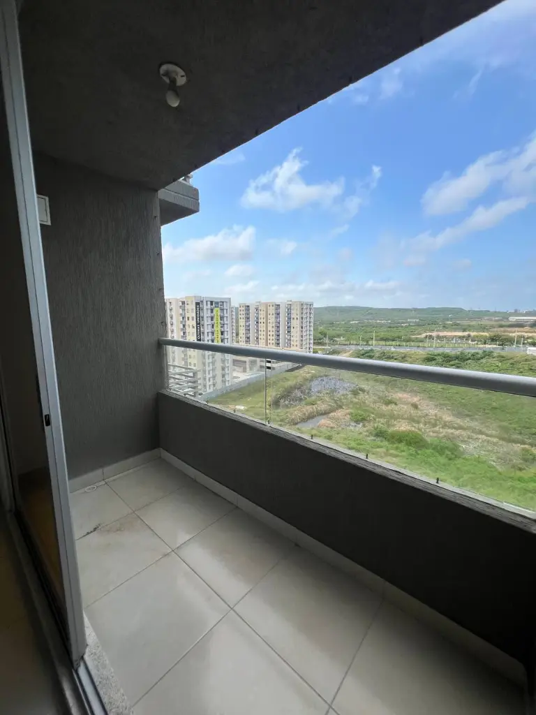 Apartamento-en-venta-alameda-del-rio-parqueadero-3-habitaciones-2-baños-zona-norte-Barranquilla-Colombia-balcon.webp